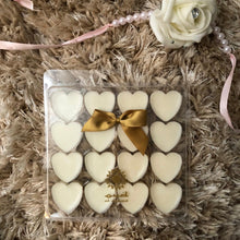 Load image into Gallery viewer, Oud Al Shams 16 Heart Wax Melt Clamshell