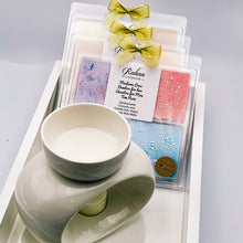 Load image into Gallery viewer, Rahna London 4 scent heart clamshell - limited stock