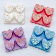 Load image into Gallery viewer, Rahna London 4 scent heart clamshell - limited stock
